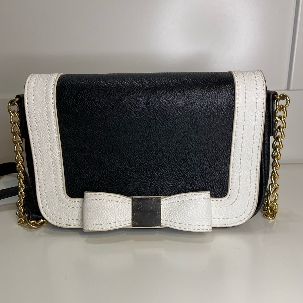 Marciano Chain Crossbody